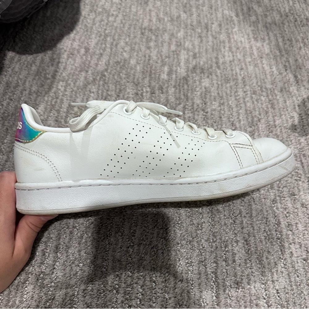 Adidas Wmns Advantage 'White' with holographic back